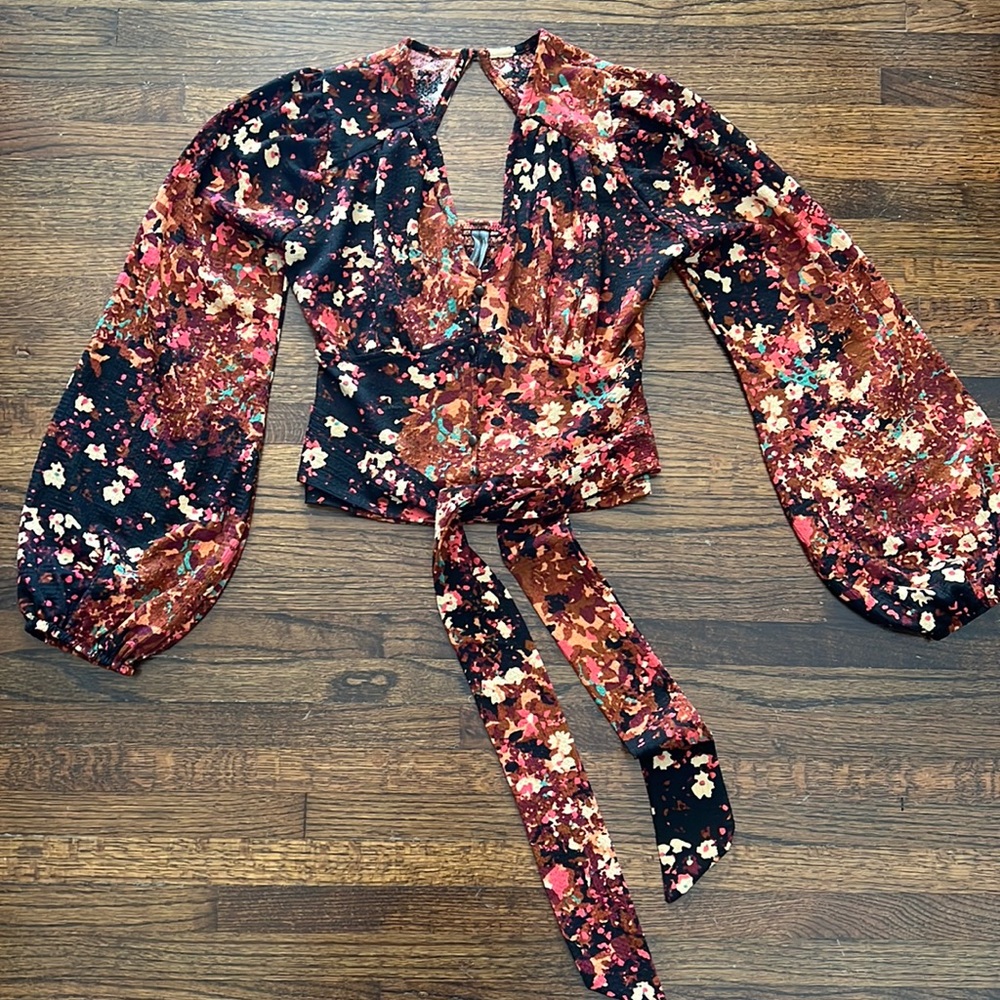 Anthropologie XS Balloon Sleeve Floral Blouse NWT